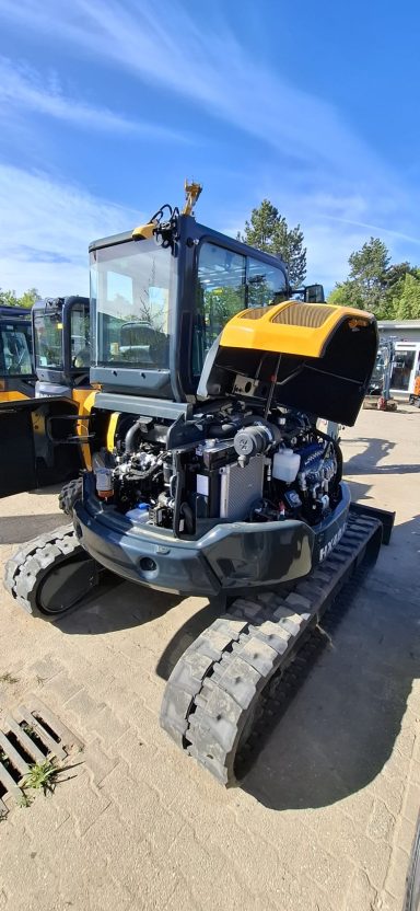Hyundai HX48